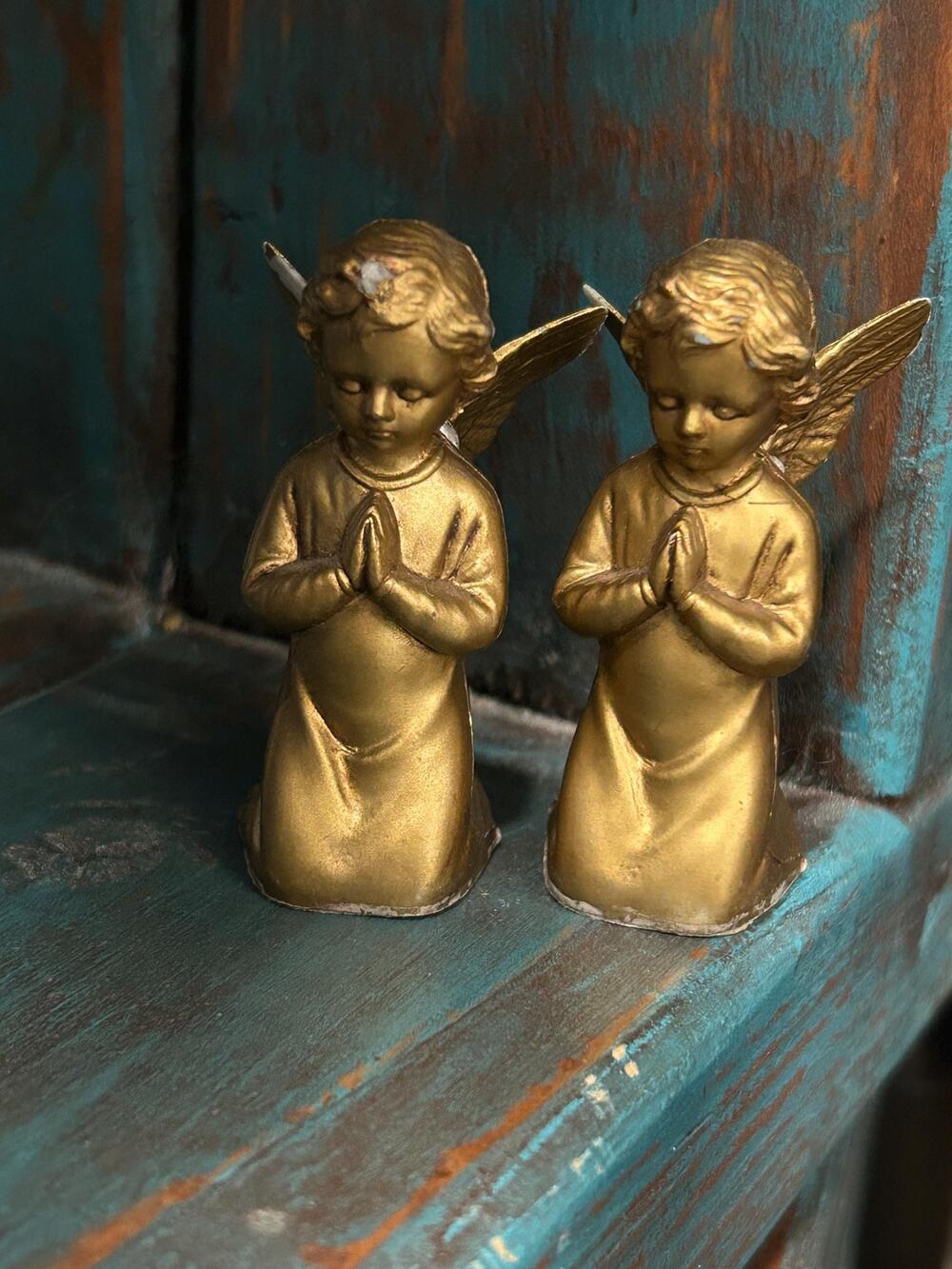 Vintage Gold Painted Nativity Angels Cherubs Hong Kong 2.25” Christmas